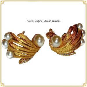 NOS Puccini Original Gold Tone Faux Pearl Clip on Earrings